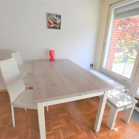 アパート Janik-whg1 ダーメ